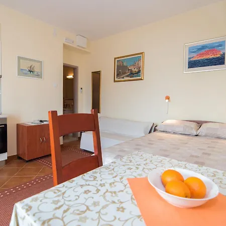 Pulastar - With Terrace * Dubrovnik