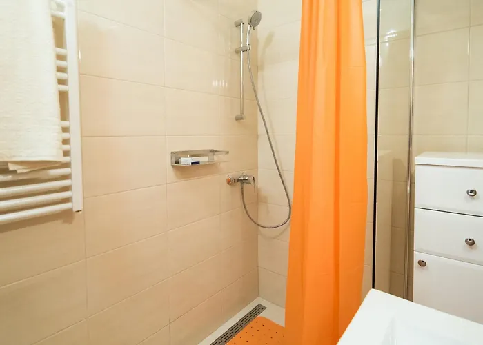 Pulastar - With Terrace